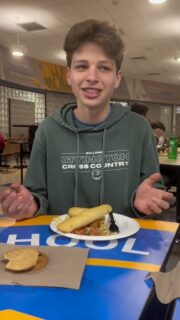 BULLDOG BITES EPISODE 8 PART 2 (cross country edition)!!!! Irv eats editor Navy is joined by his teammate Luke at STATES(😱😱) as they review some delicious food 🍝🥖🍪!! GO IRV 💚💚🏃‍♂️🏃‍♂️